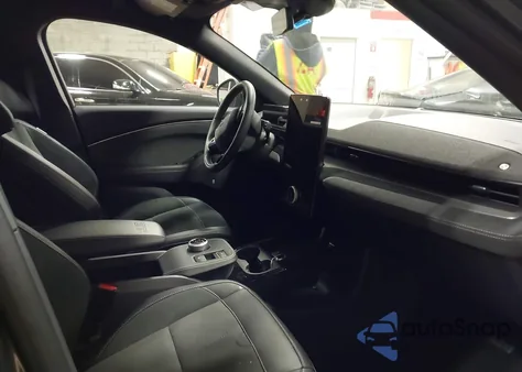 2023 Ford Mustang Mach-E Gt z USA, uszkodzony, nr VIN 3FMTK4SX1PMA53558